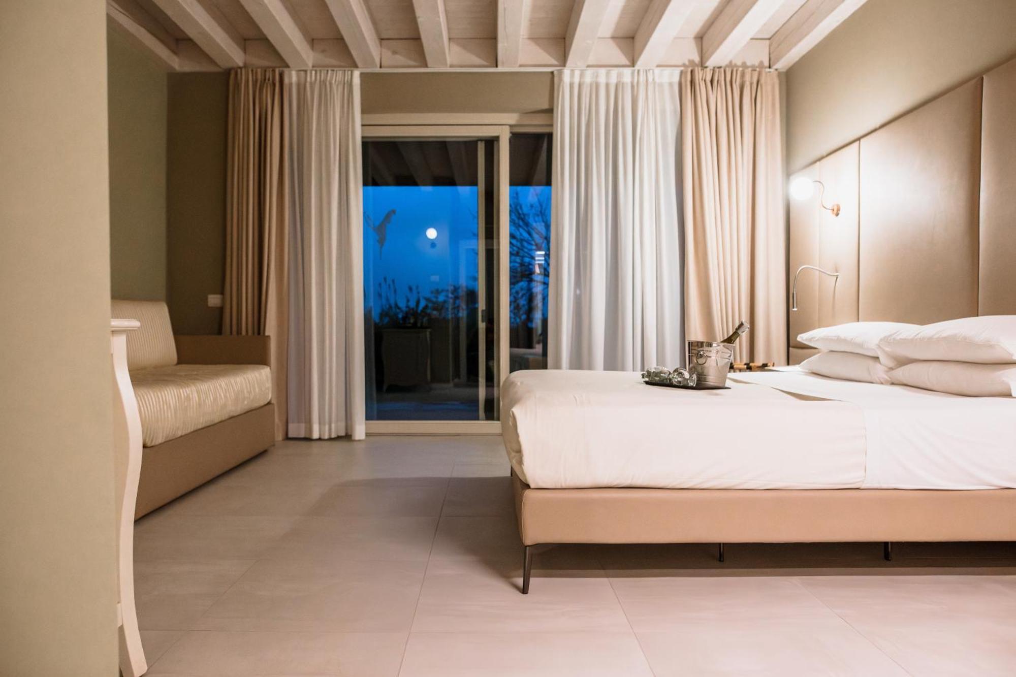 Le Greghe Suites Lazise Exterior foto