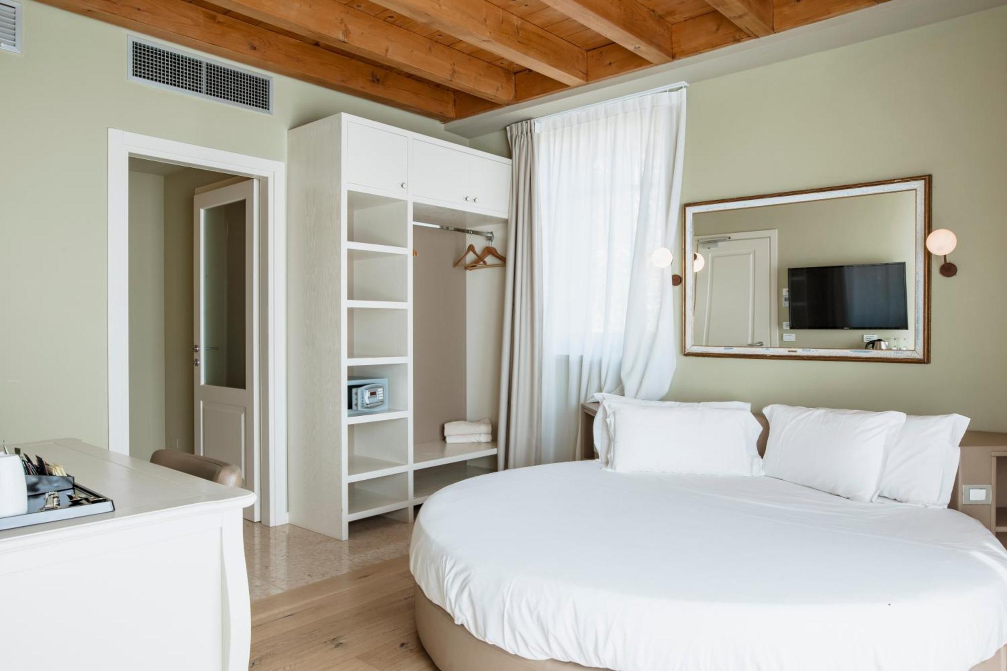 Le Greghe Suites Lazise Exterior foto