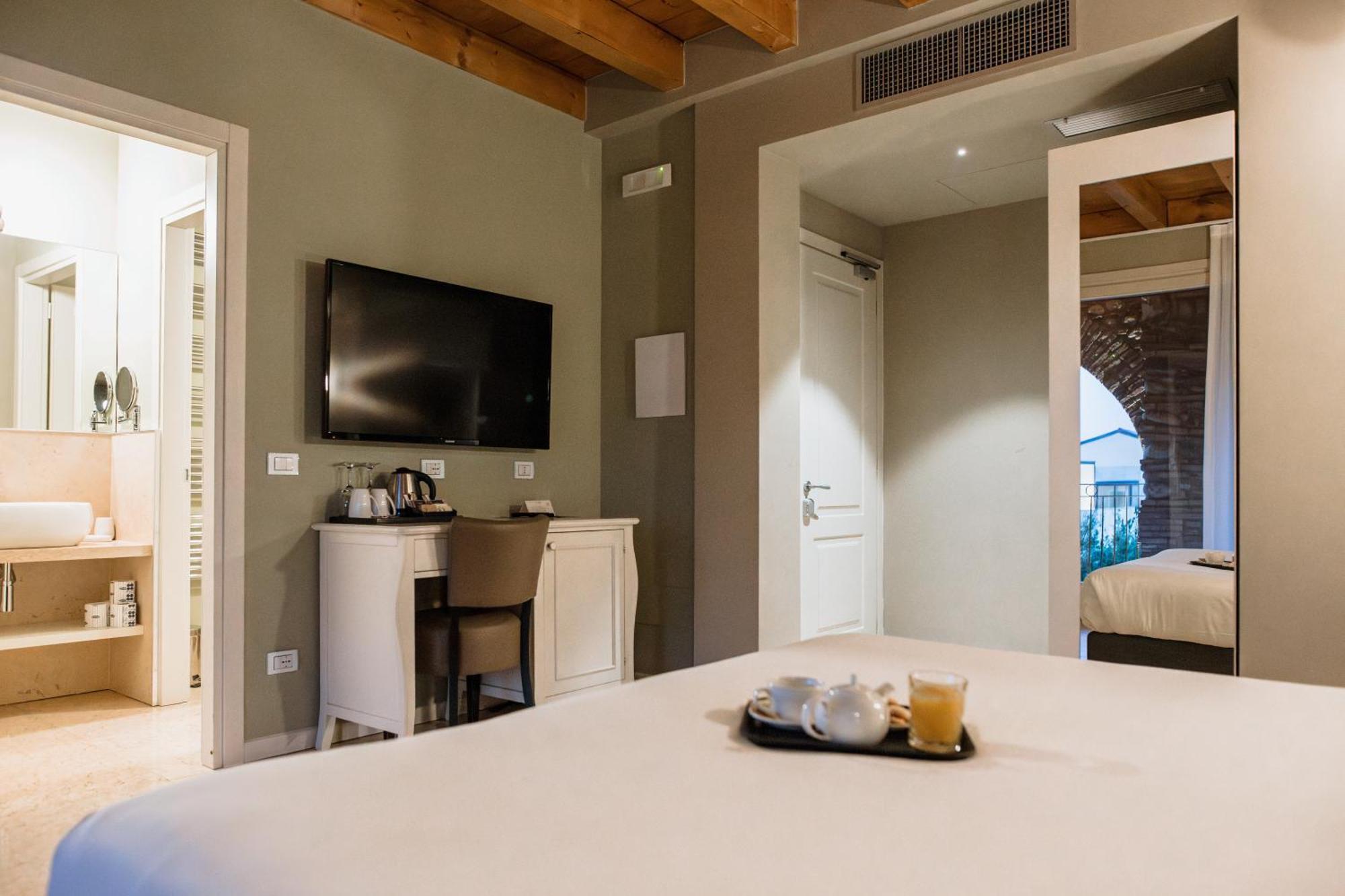 Le Greghe Suites Lazise Exterior foto